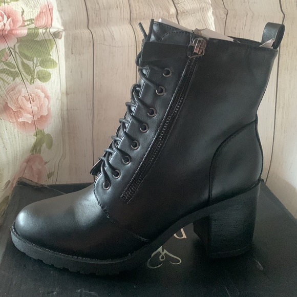 SHOE BOOTS - Picture 4 of 4